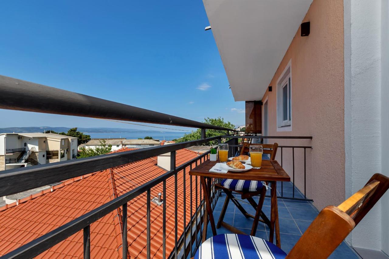 Apartments Rose Baska Voda Exterior photo